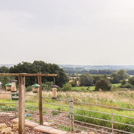 Cotswold View Vila Cheltenham Exterior foto